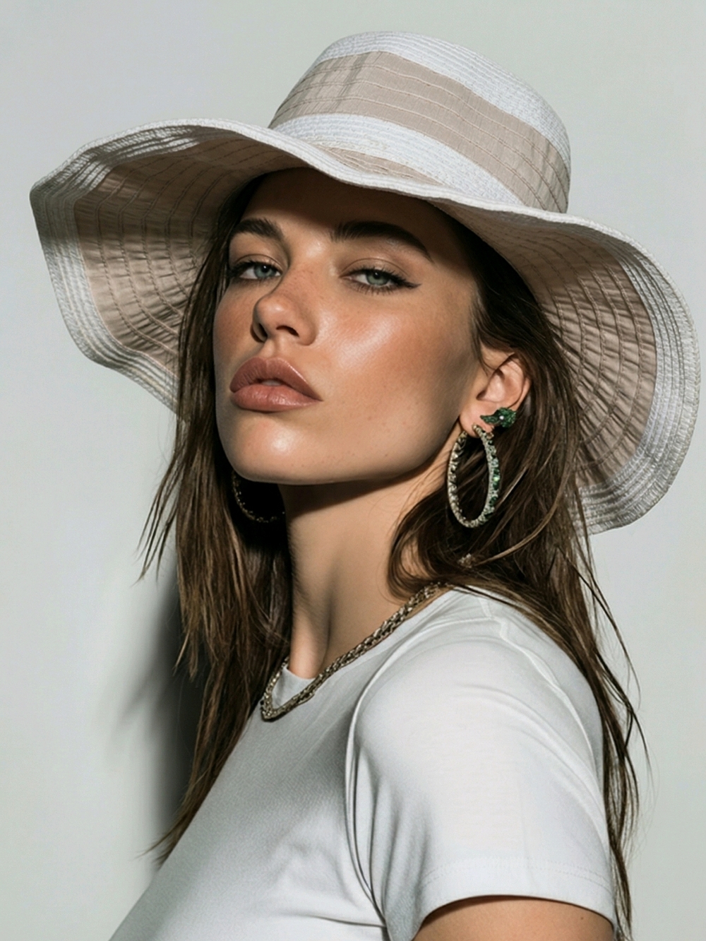 NWT D&Y Women’s Summer Floppy Wide-Brim Sun Beach Hat UPF 50 +